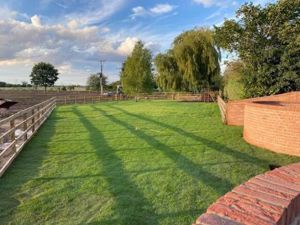 Photo 21- click for photo gallery